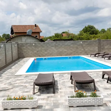 Villa Aljosa Villa *